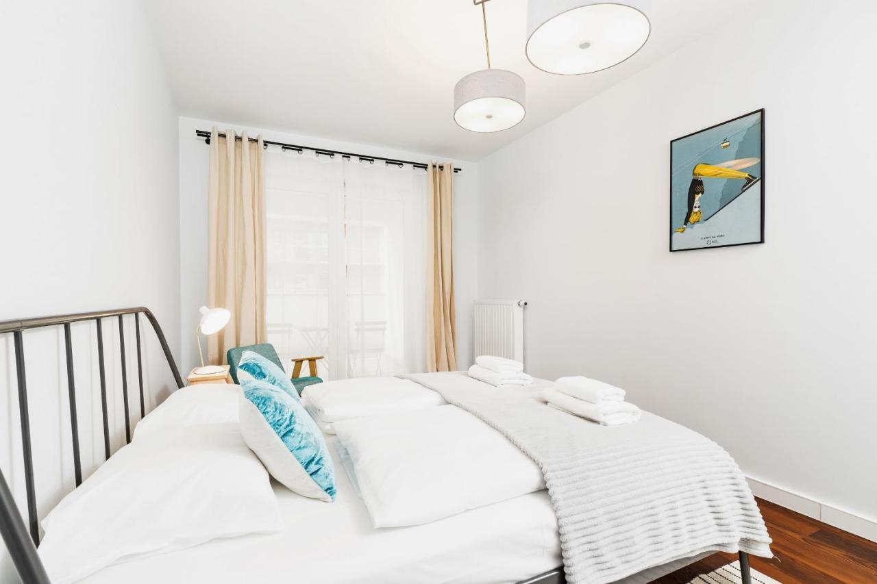 Cracow Slusarska By Renters Apartment *